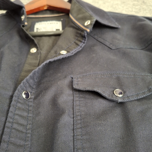 Outlander Classic Black Long Sleeve Men's Shirt - Size XL - Picture 3 of 9